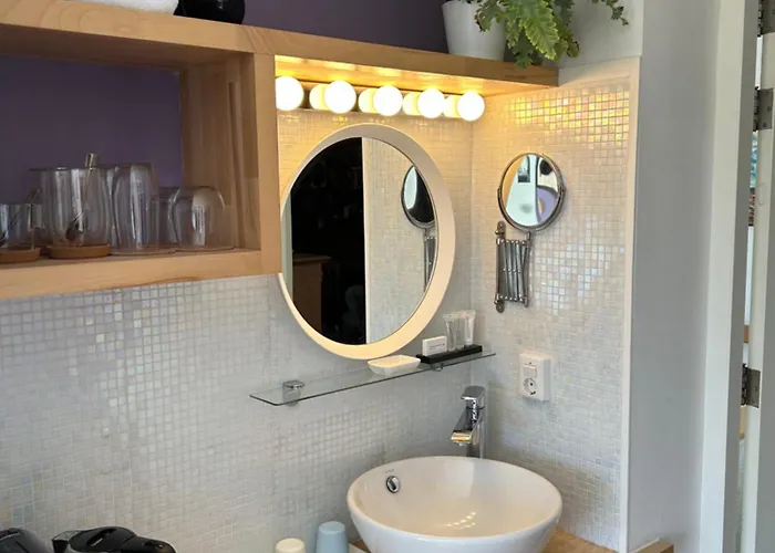 Boutiquehotel The Sjinn فندق مبيت وإفطار سخين أوب خيو